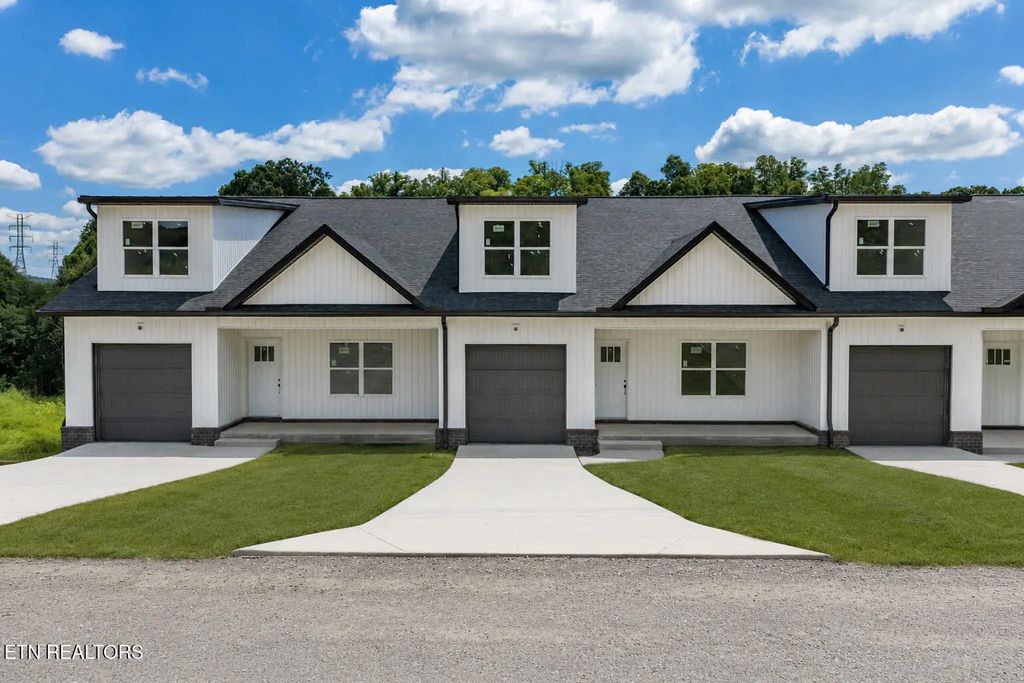 343 Webster Drive, Blaine