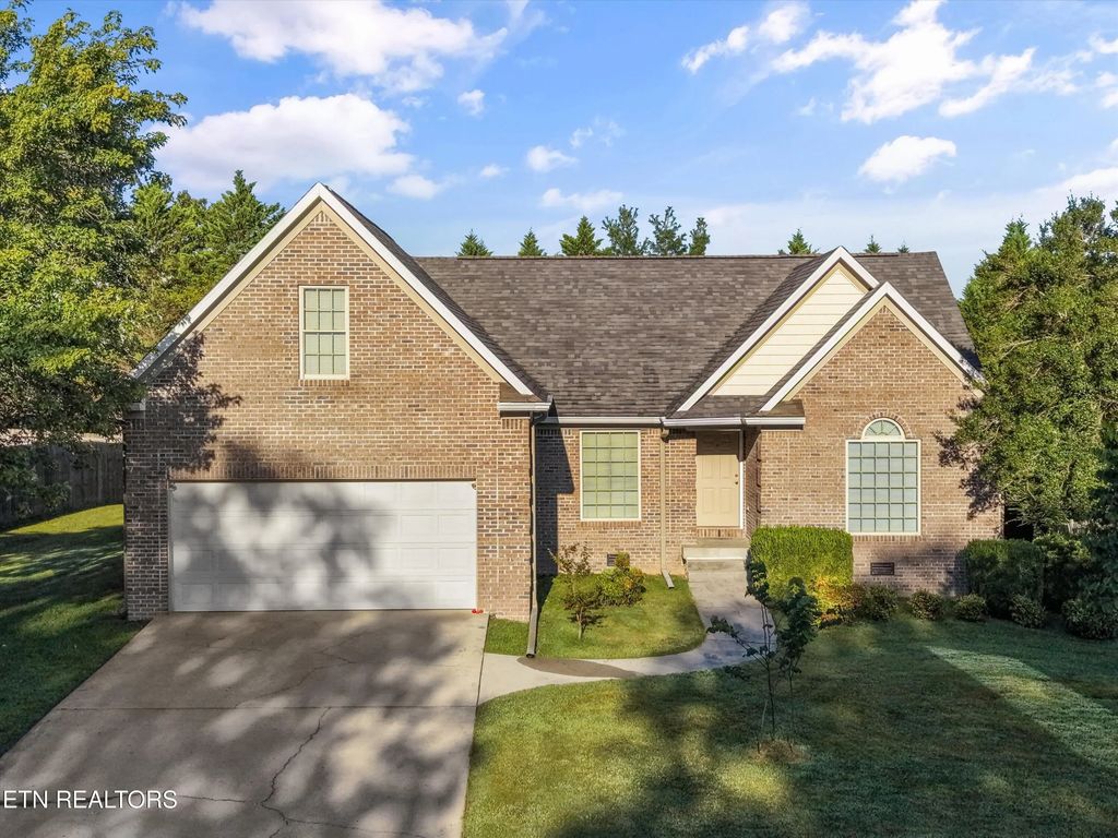 2344 Winners Drive, Knoxville