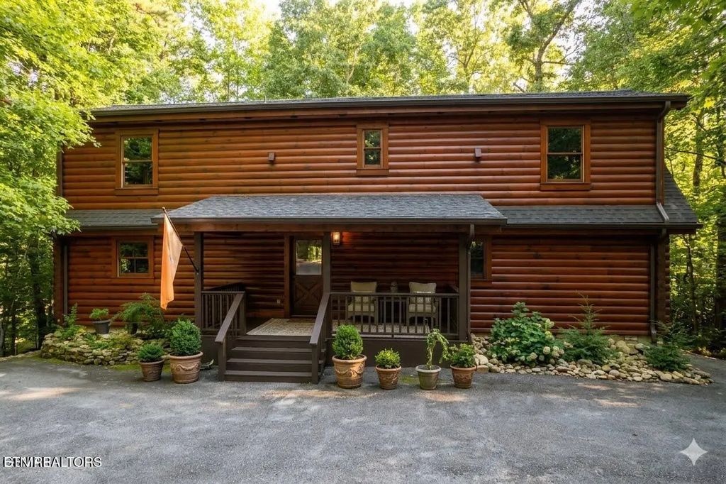 1903 Waters End Rd, Walland