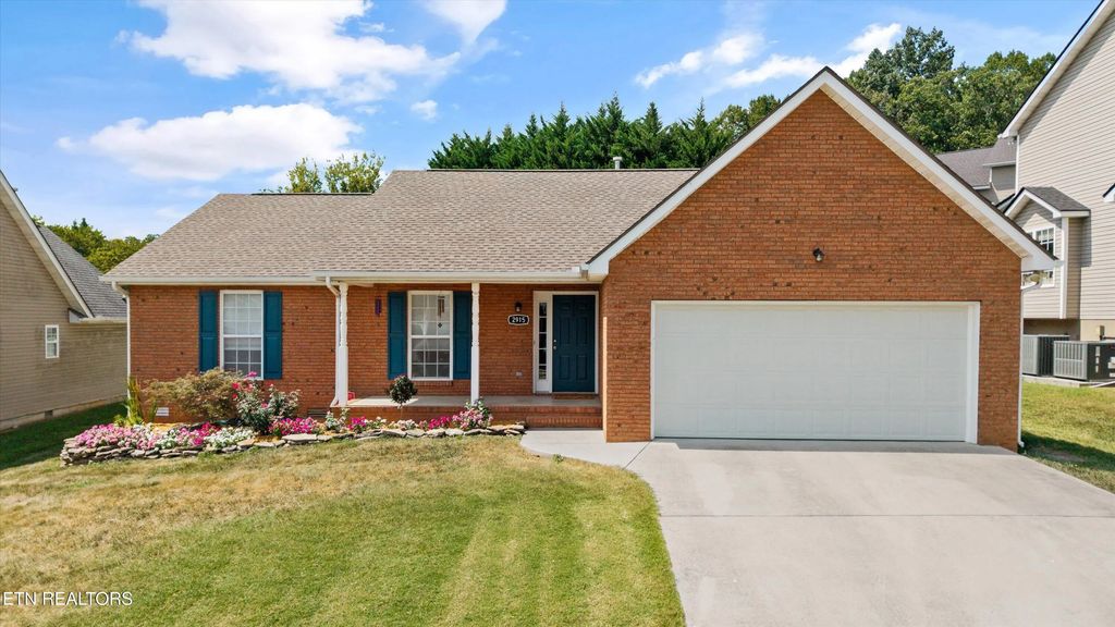 2915 Sunlit Terrace Rd, Knoxville
