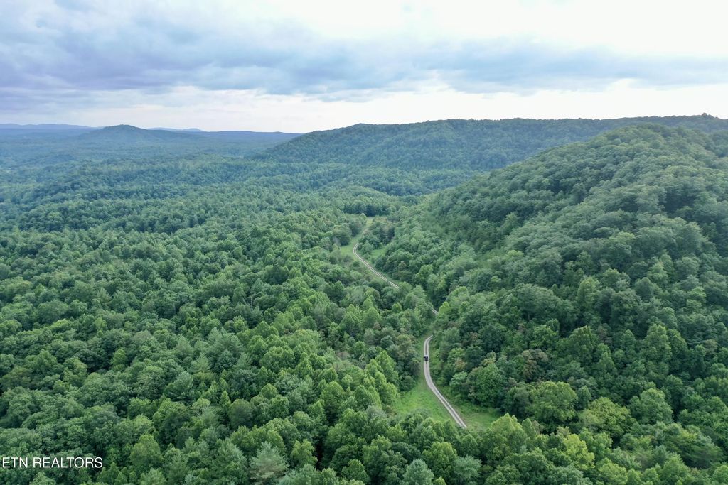 Smith Creek Rd, Winfield
