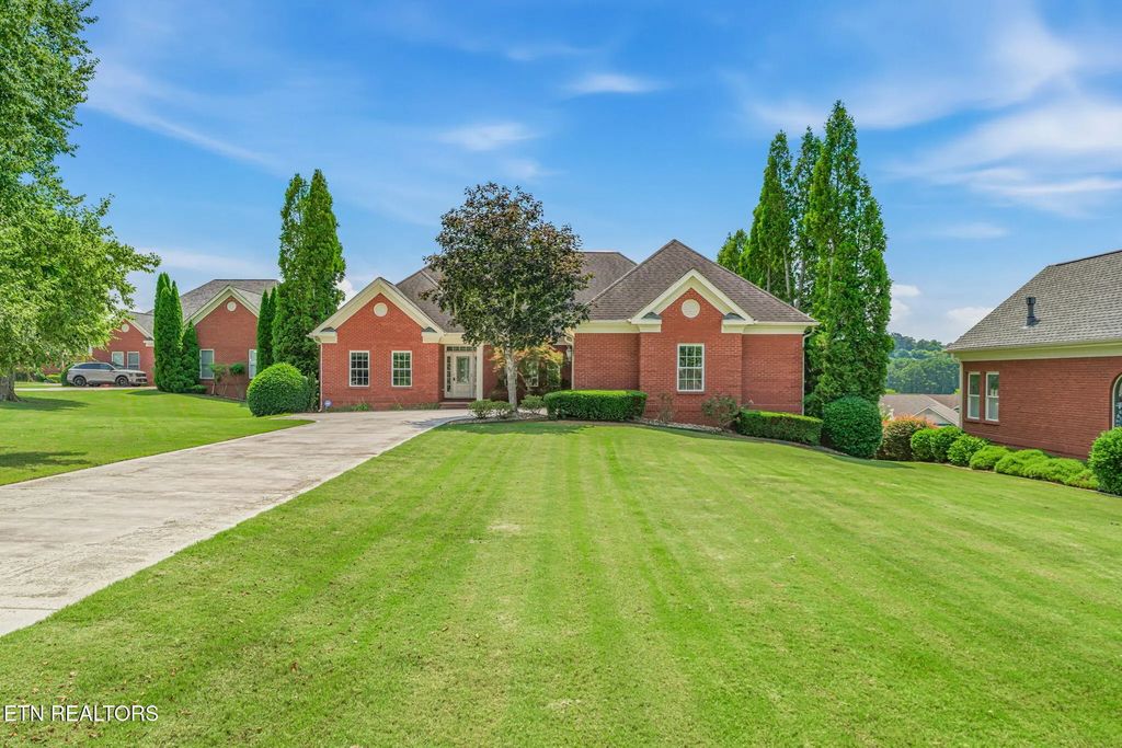 104 Sunali Lane, Loudon