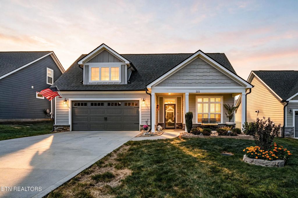 503 Chestnut Place, Loudon