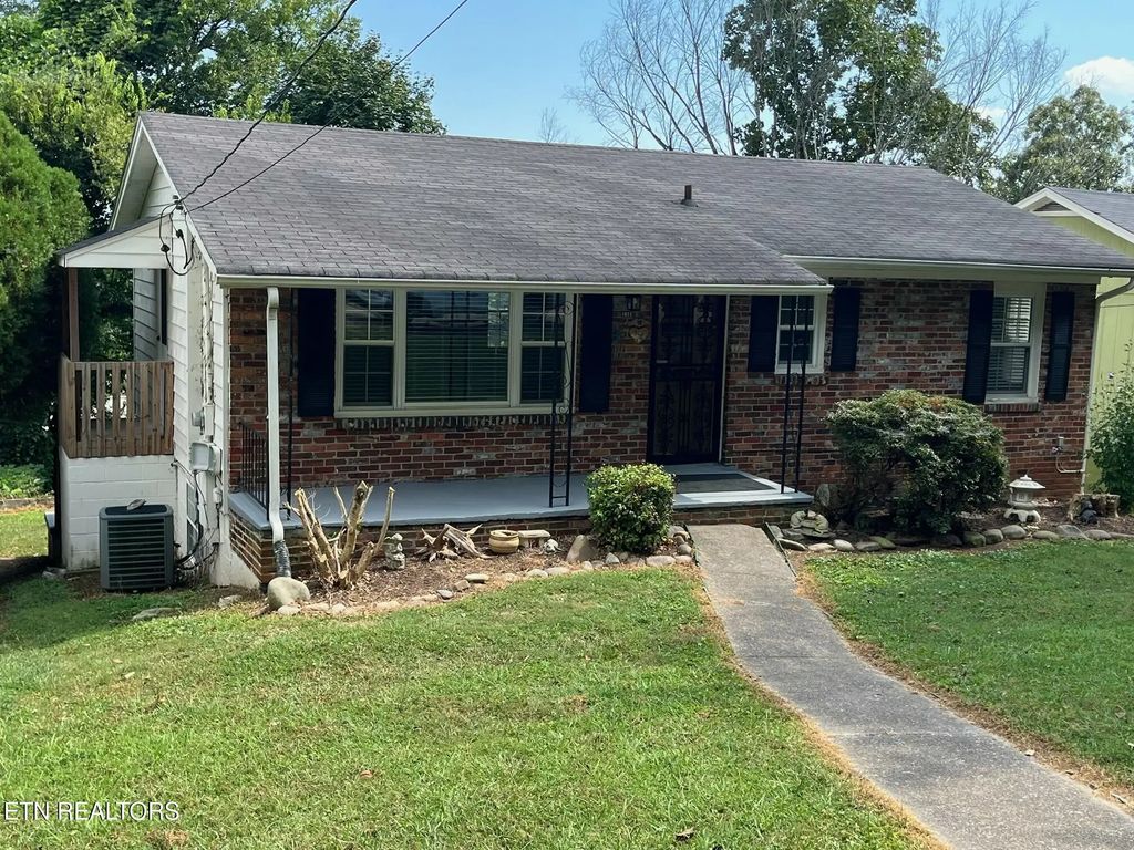 1024 Farragut Ave, Knoxville