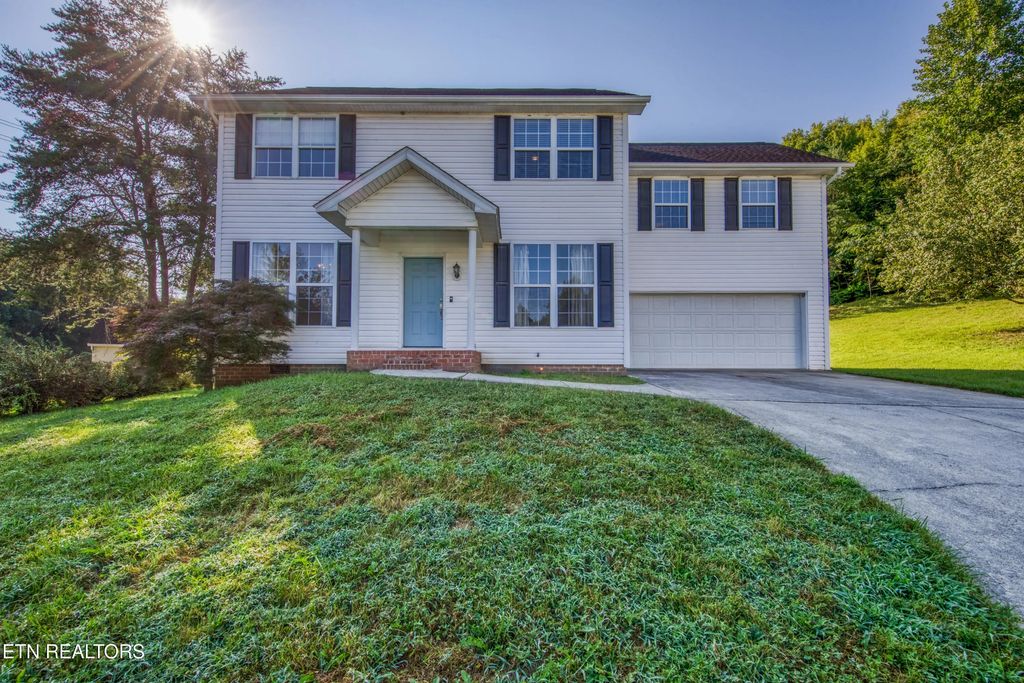 8710 Finchwood Lane, Knoxville