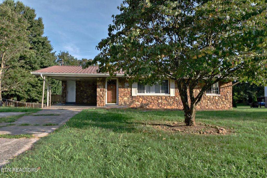 2718 Mayfield Drive, Talbott