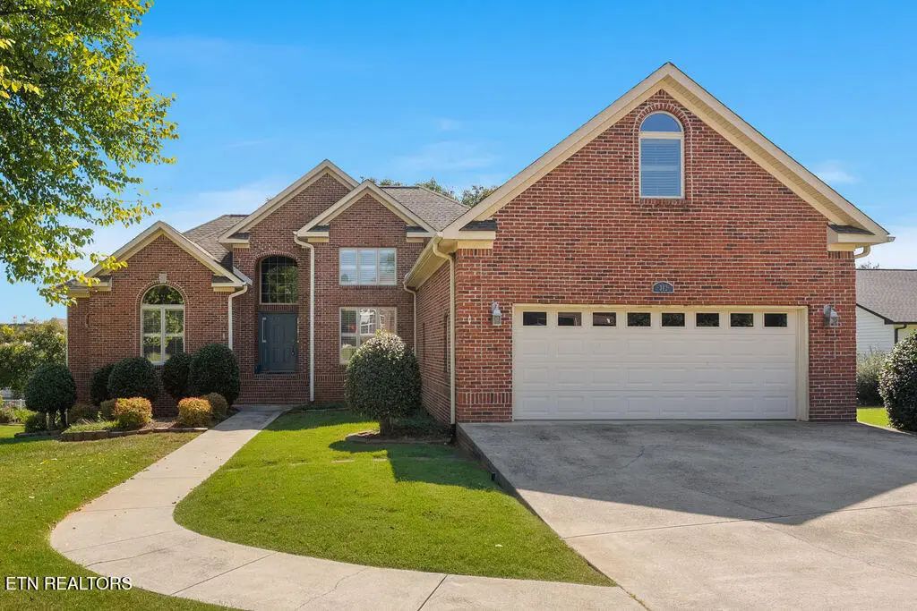 312 Saligugi Lane, Loudon