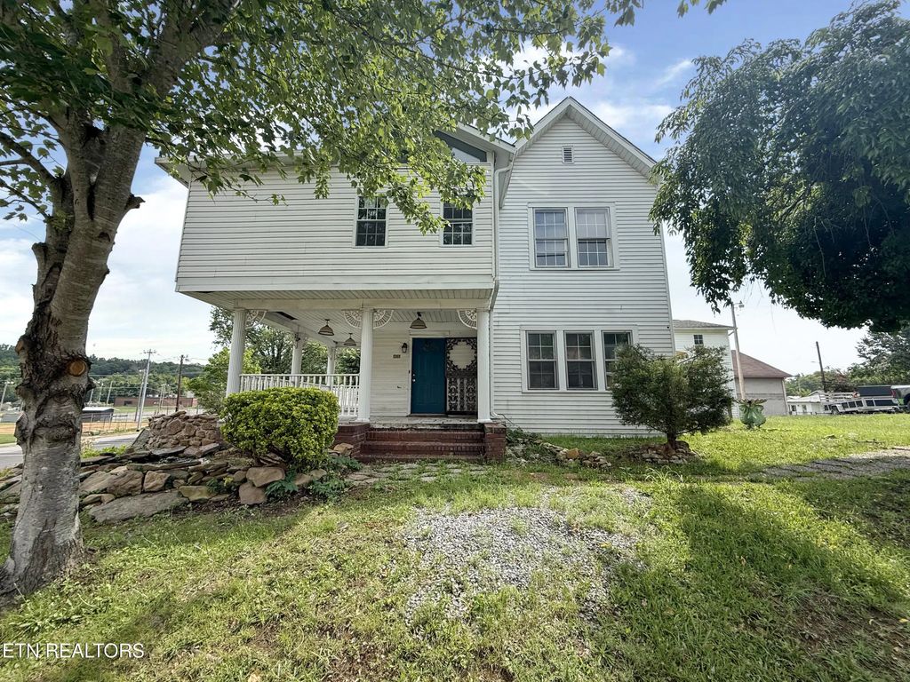 406 Church Ave, Rocky Top