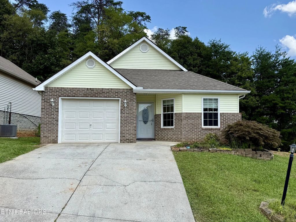7408 Burnheim Way, Knoxville