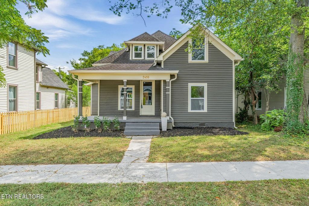 2456 Woodbine Ave, Knoxville