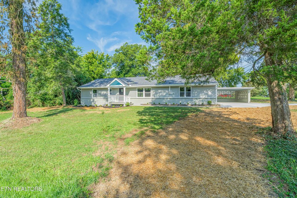 349 Land Oak Rd, Knoxville