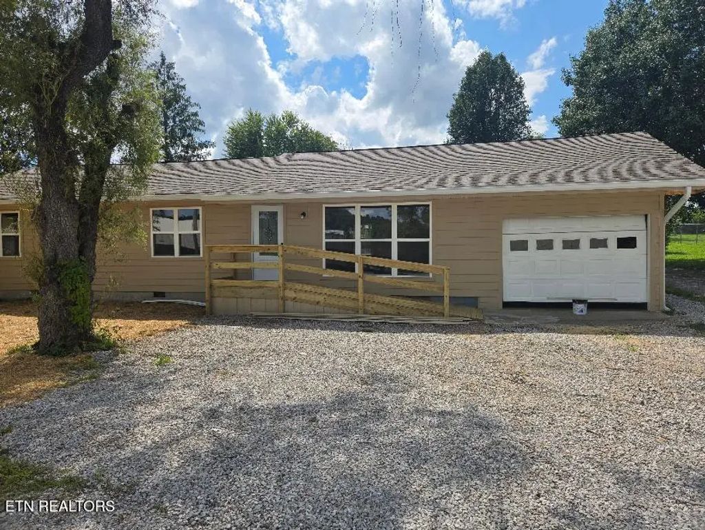 131 Duncan Lane, Oneida