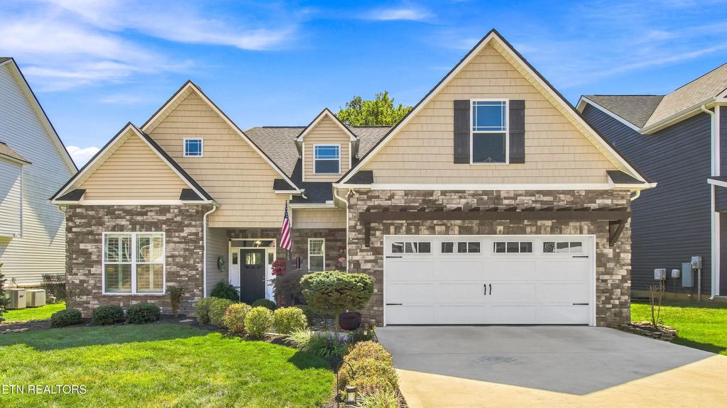2915 Cardiff Castle Lane, Knoxville