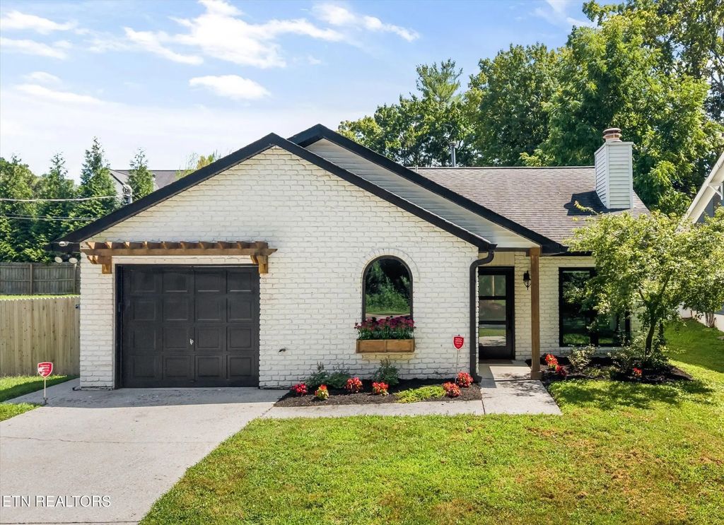 6510 Westland Drive, Knoxville
