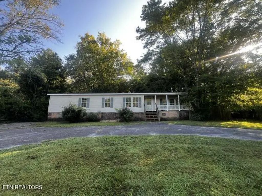 210 Stone Rd, Knoxville
