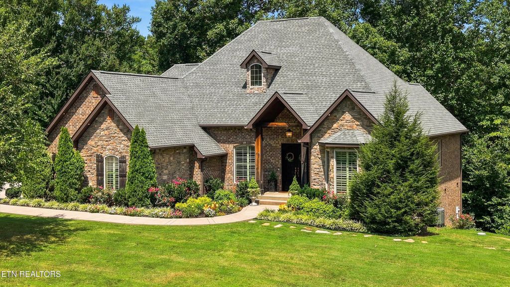 9240 Arlington Ridge Way, Powell