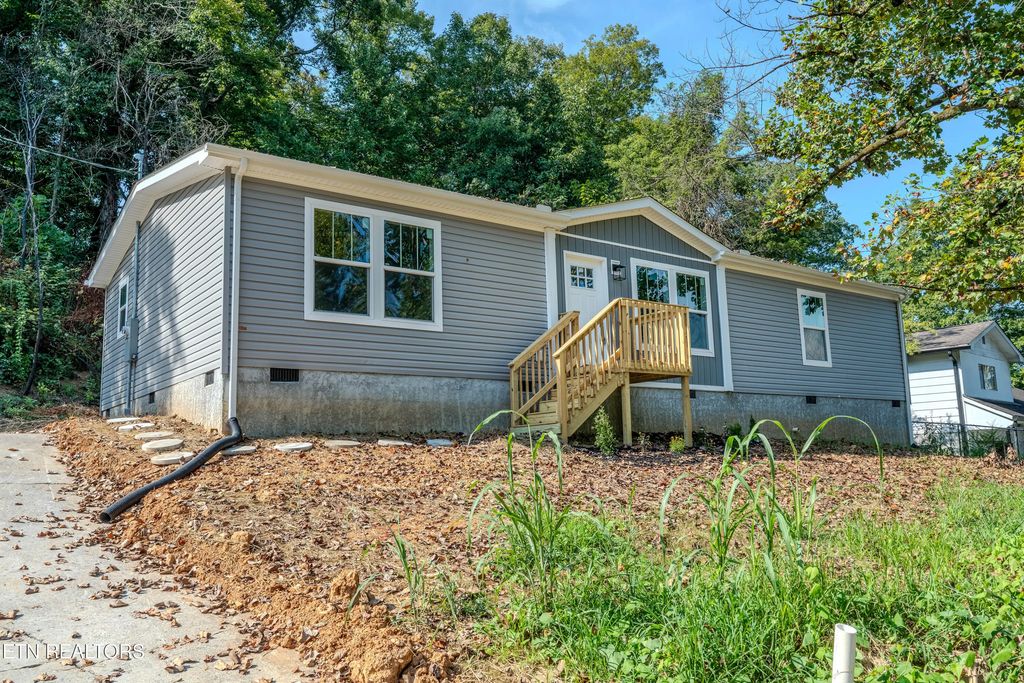 225 Haven Rd, Oliver Springs