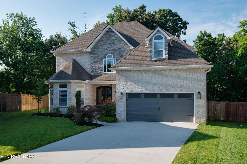 7916 Yellow Jasmine Lane, Knoxville