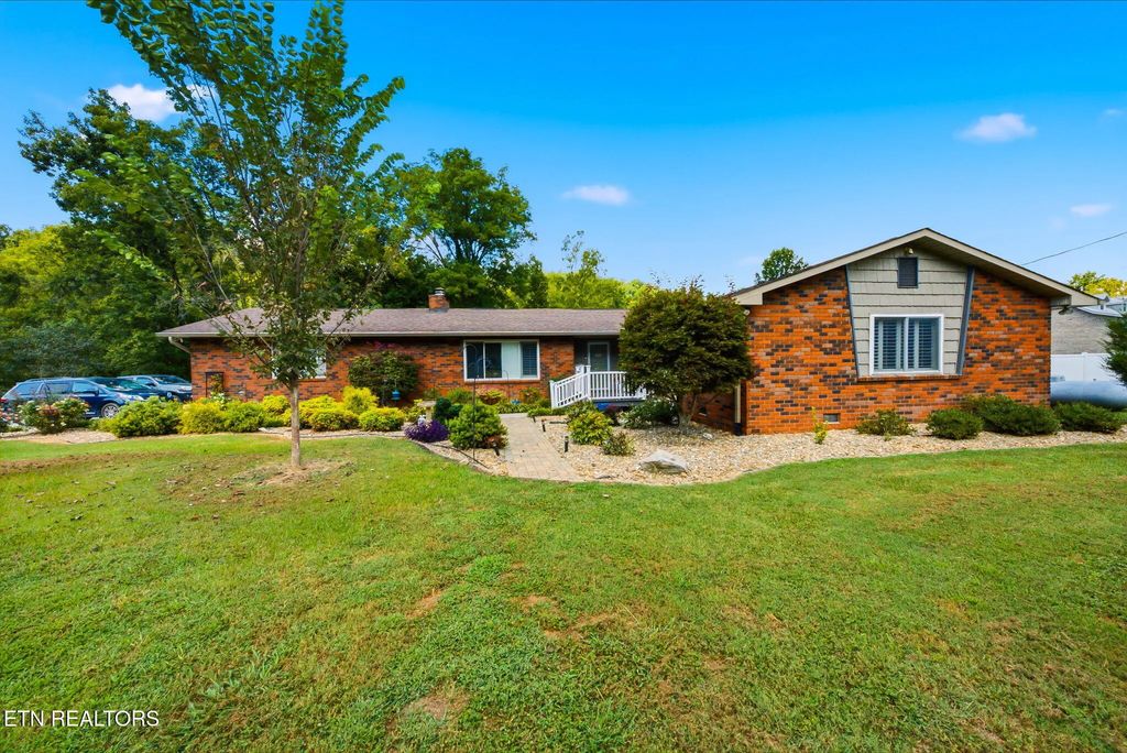 841 Knight Rd, Knoxville