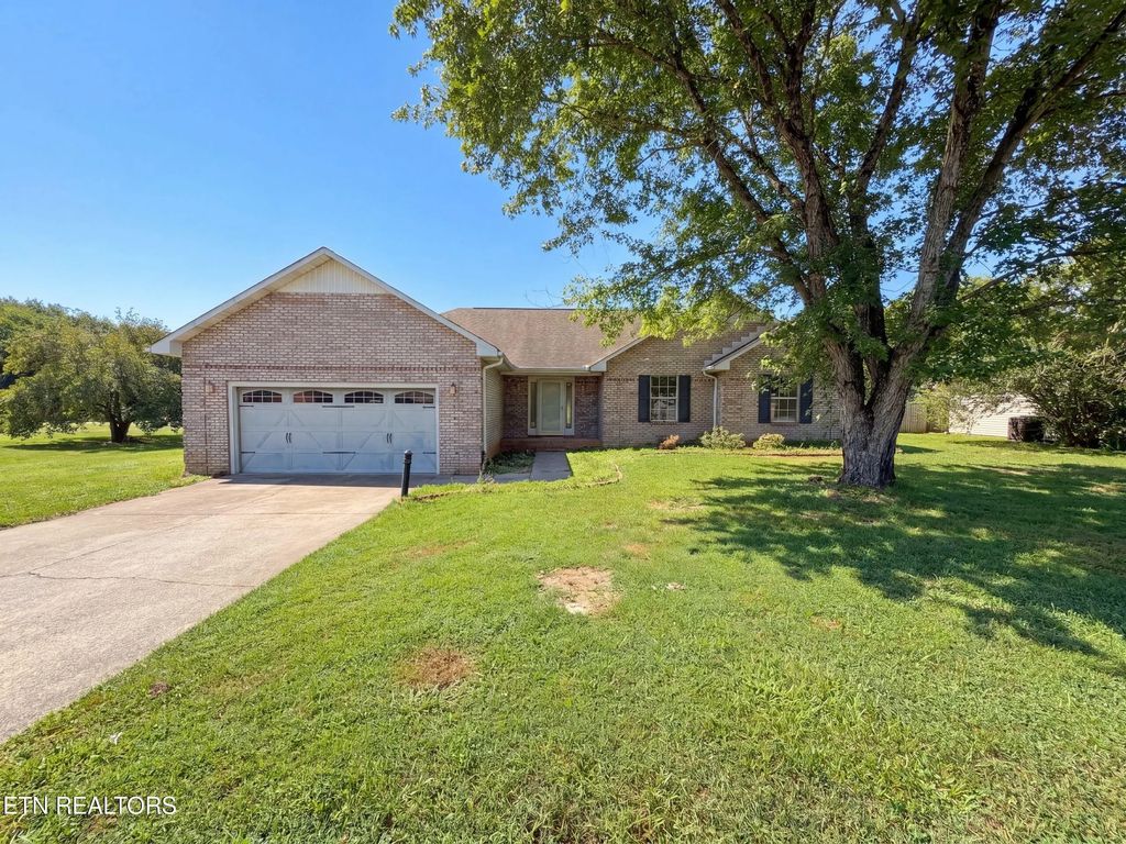 758 Meadow Ridge Rd, Walland
