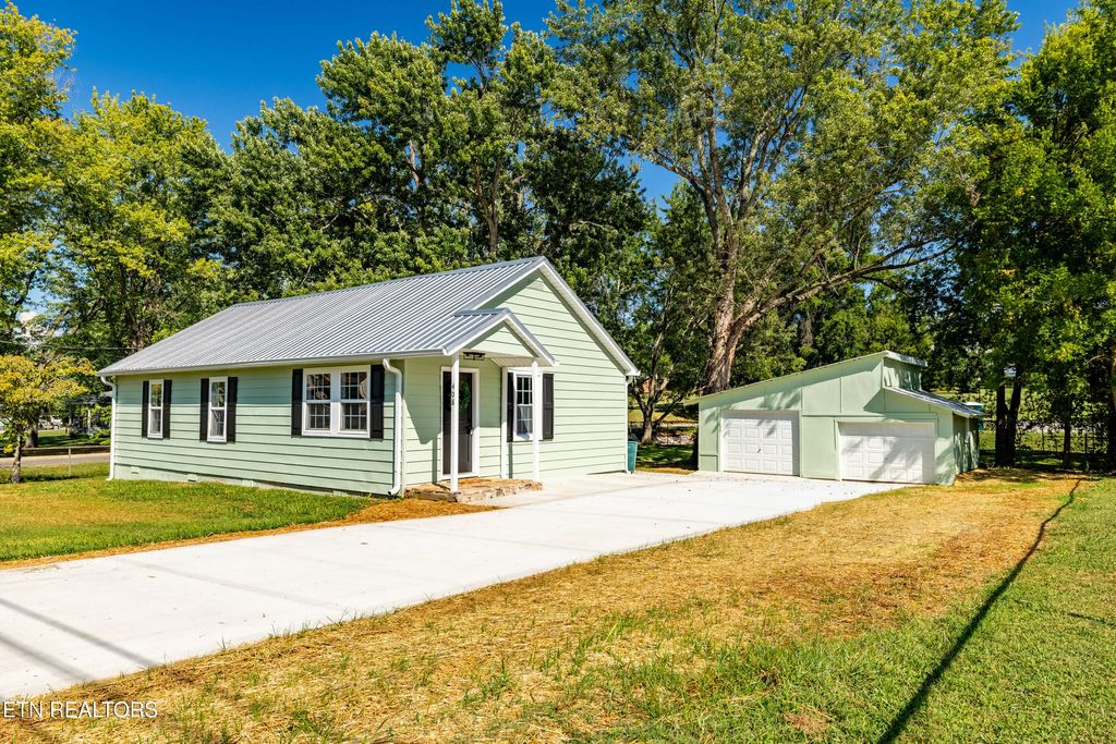 408 Amerine Rd, Maryville