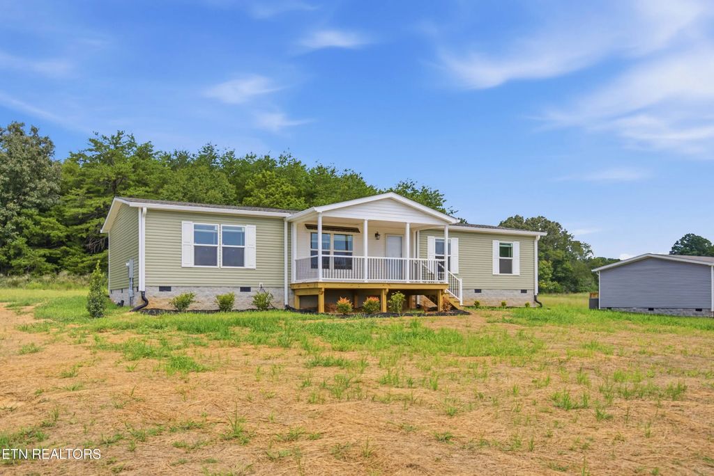 325 County Road 784a, Etowah