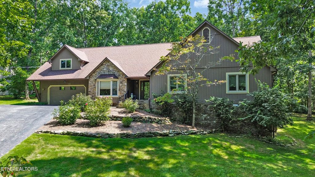 143 Lisa Lane, Crossville