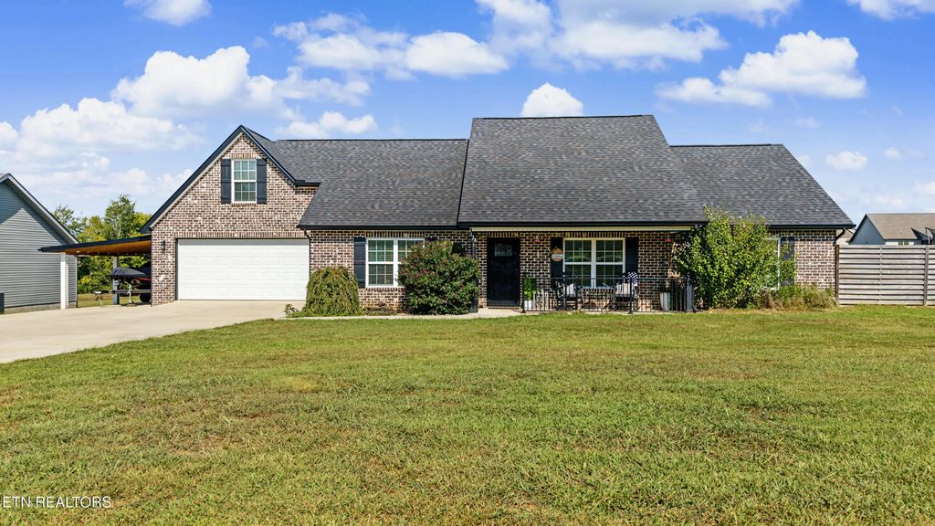 131 Kandys Way, Maryville