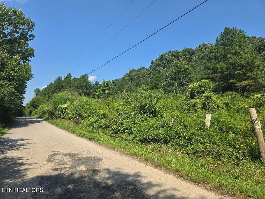 Black Creek Rd, Oneida
