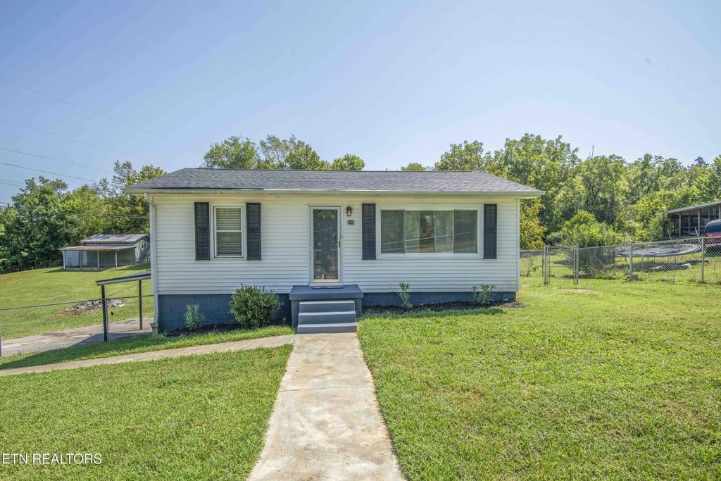 308 Cash Rd, Knoxville