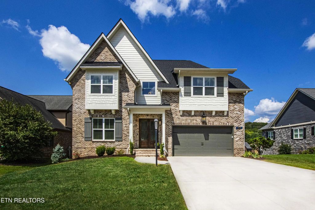 508 Turnberry Circle, Lenoir City