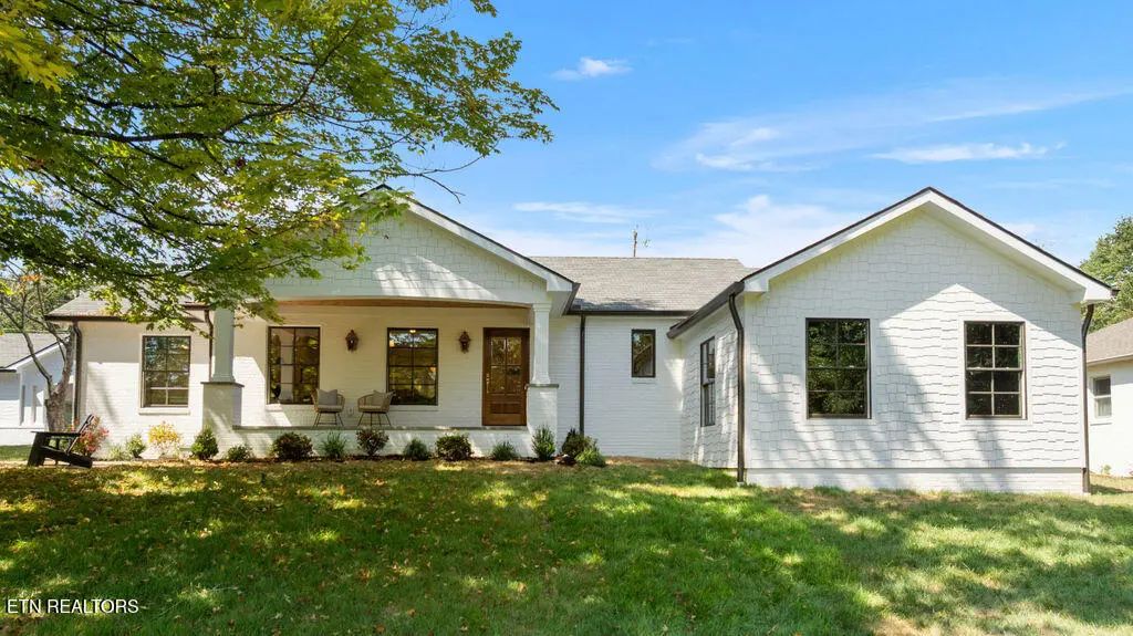 1545 Southgate Rd, Knoxville