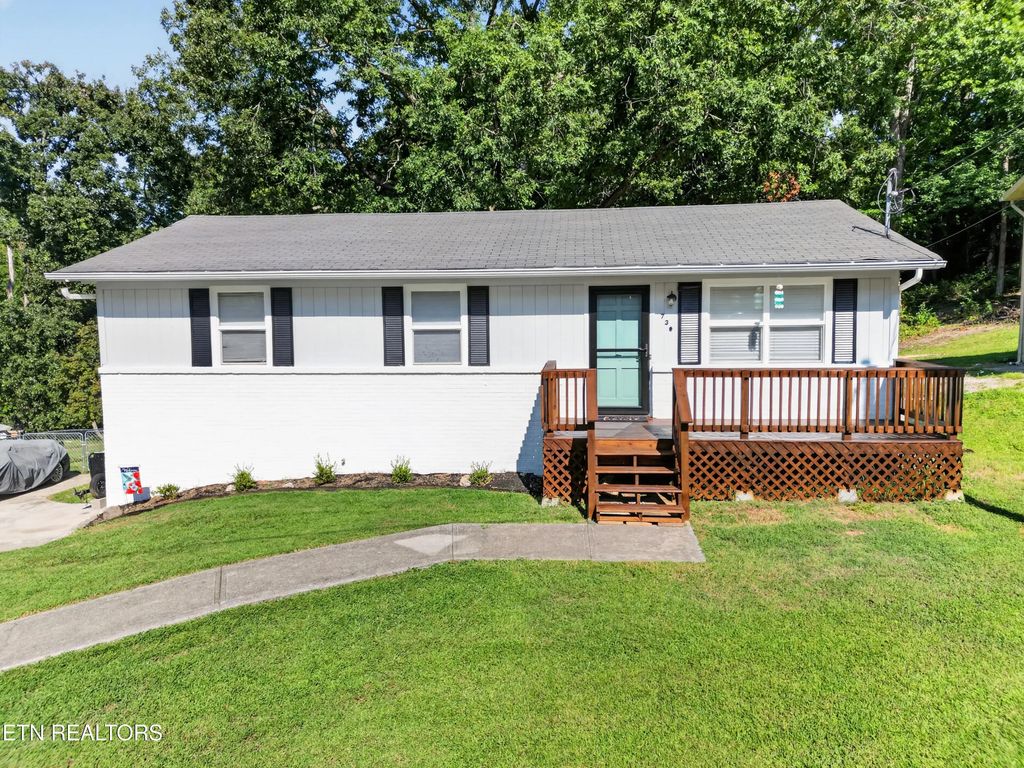 730 Black Forest Drive, Maryville
