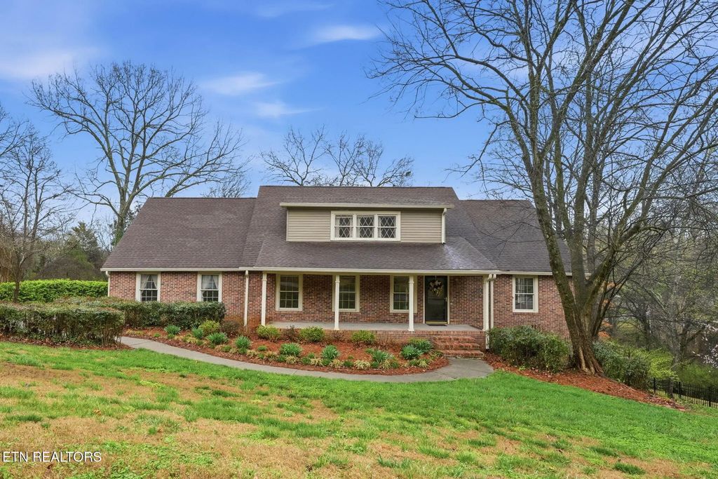 11012 Crosswind Drive, Knoxville