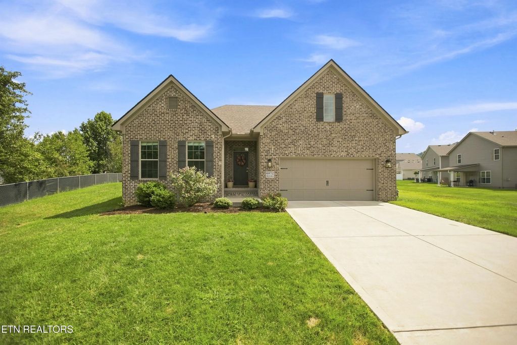 6872 Beeler Rd, Knoxville