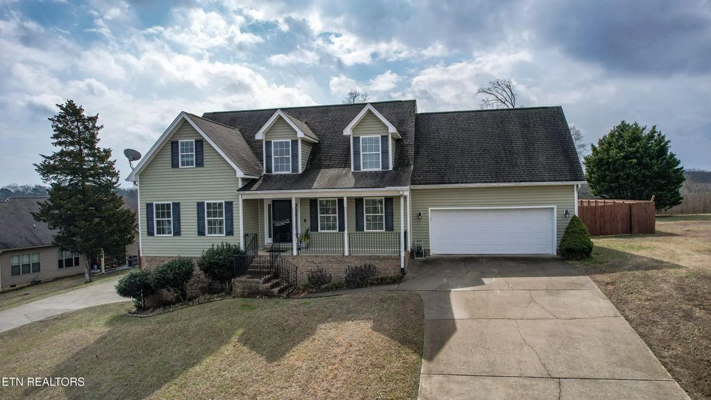 264 Brook Hollow Drive, Cleveland