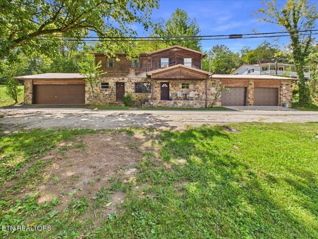 1924 Fugate St, Tazewell