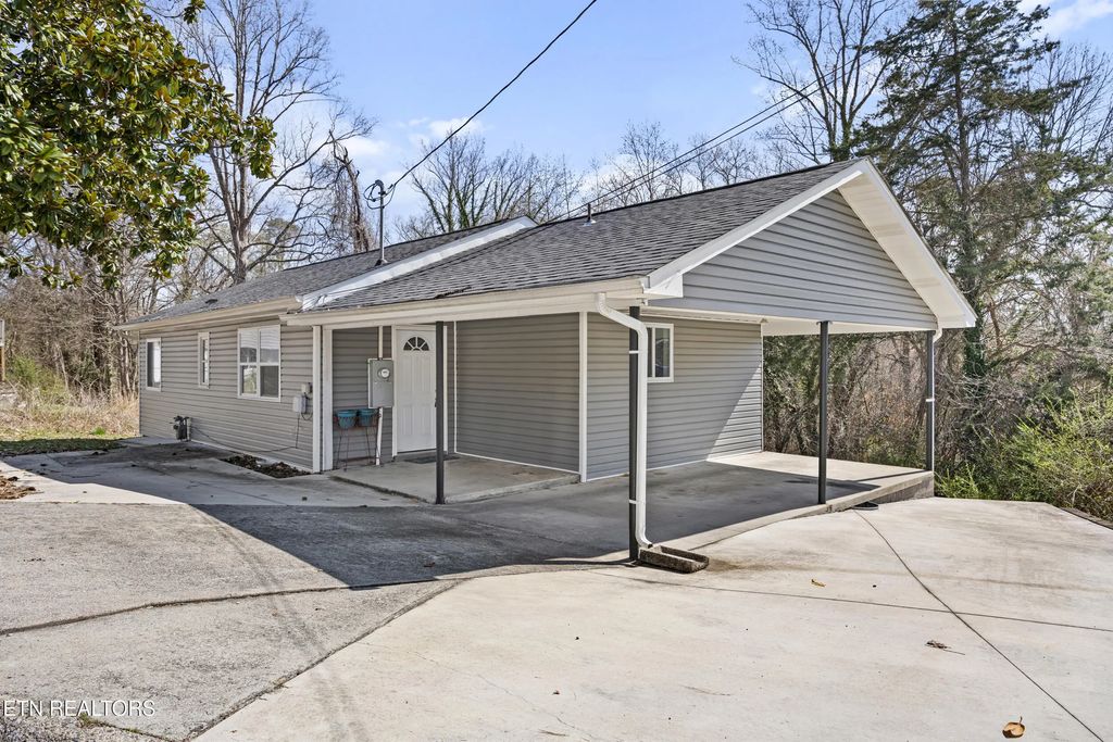 510 Michigan Ave, Oak Ridge
