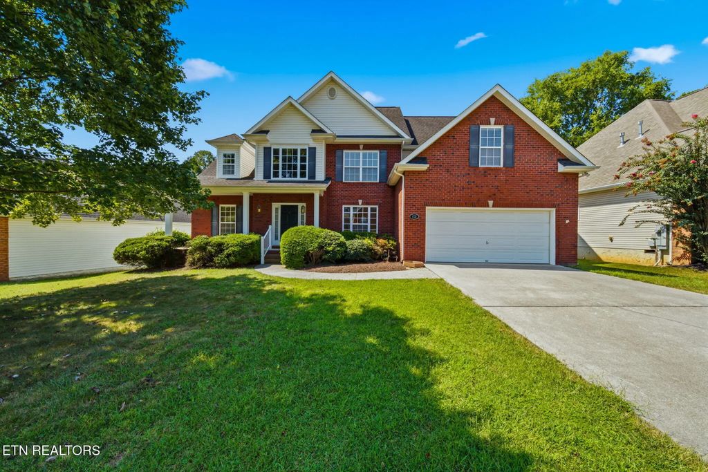 1721 Bombay Lane, Knoxville