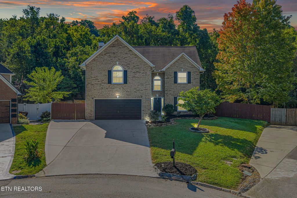 8101 Tamarack Rd, Knoxville