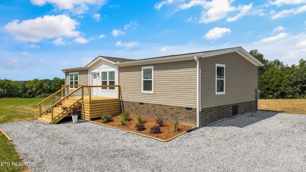 275 County Road 334, Niota