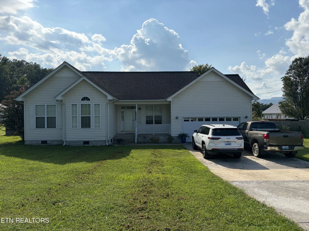 800 S 28th St, Middlesboro