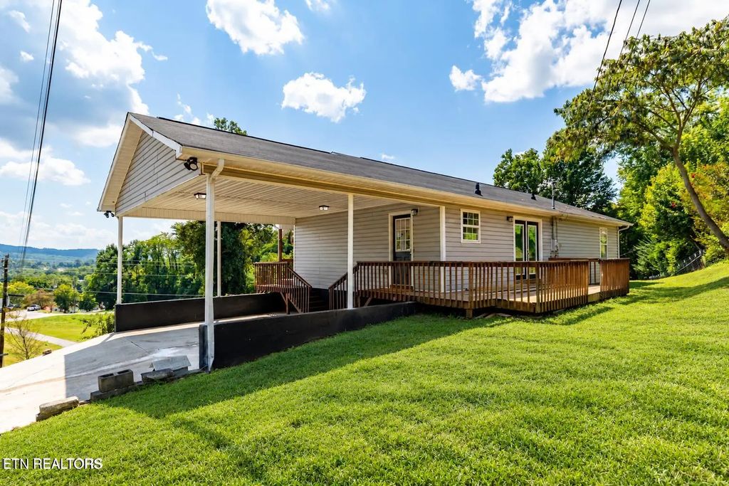 303 N 16th St, LaFollette