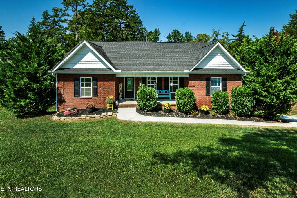8221 Broken Rock Lane, Knoxville