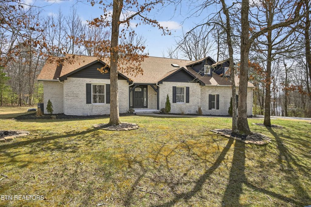 204 Meadowview Drive, Crossville