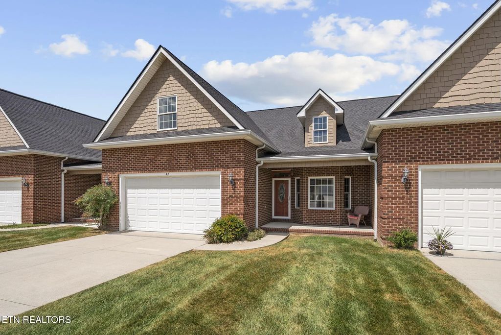 42 Saddle Brook Lane, Crossville
