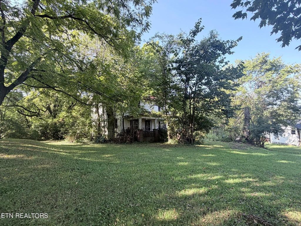 211 S Patty Rd, Knoxville
