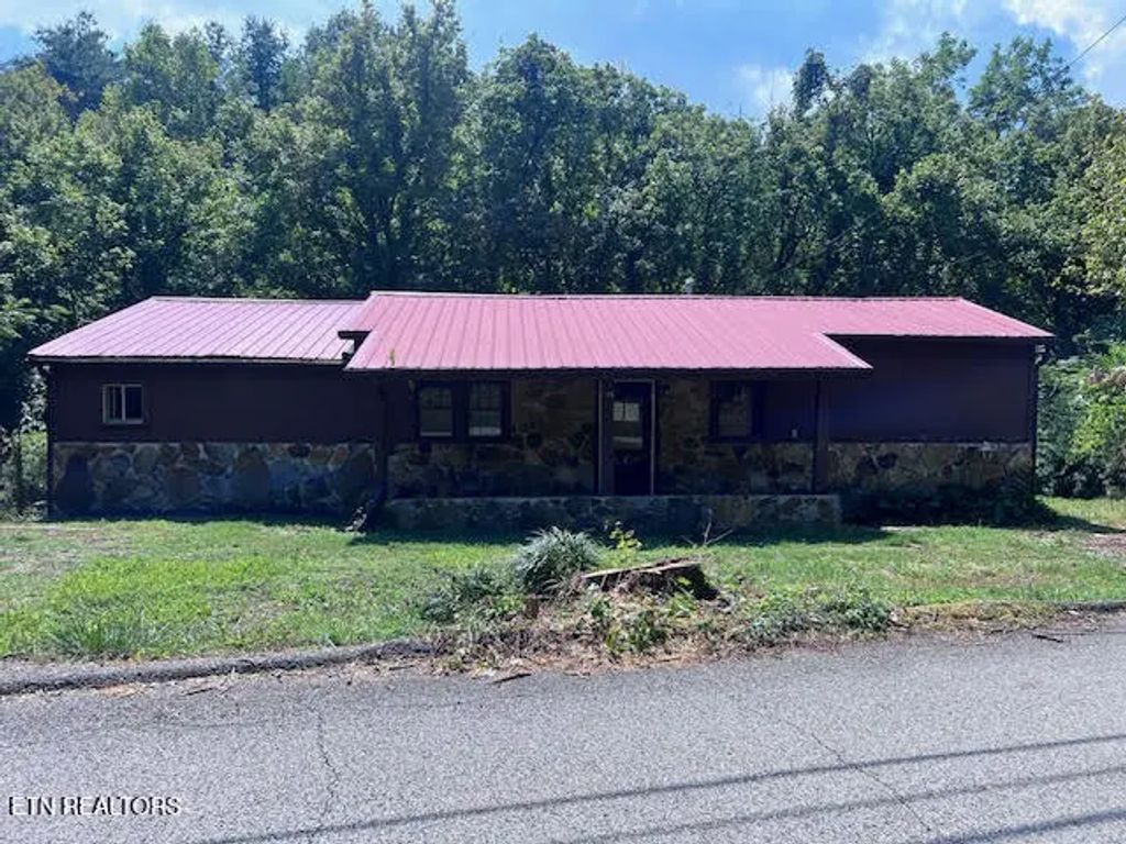 116 Spencer Drive, Harriman