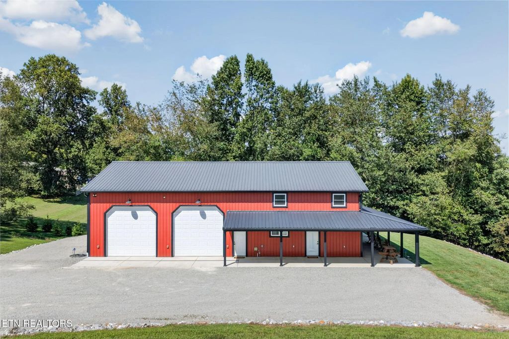 5222 Turney Groce Rd, Byrdstown
