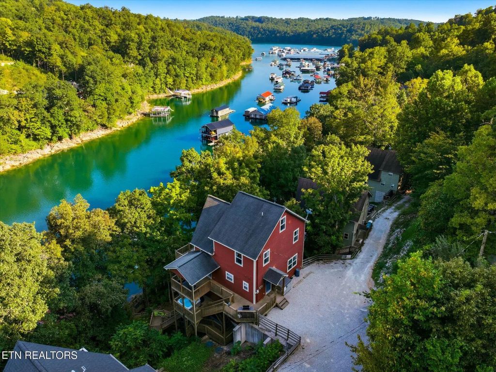 125 Flat Lake Circle, Speedwell